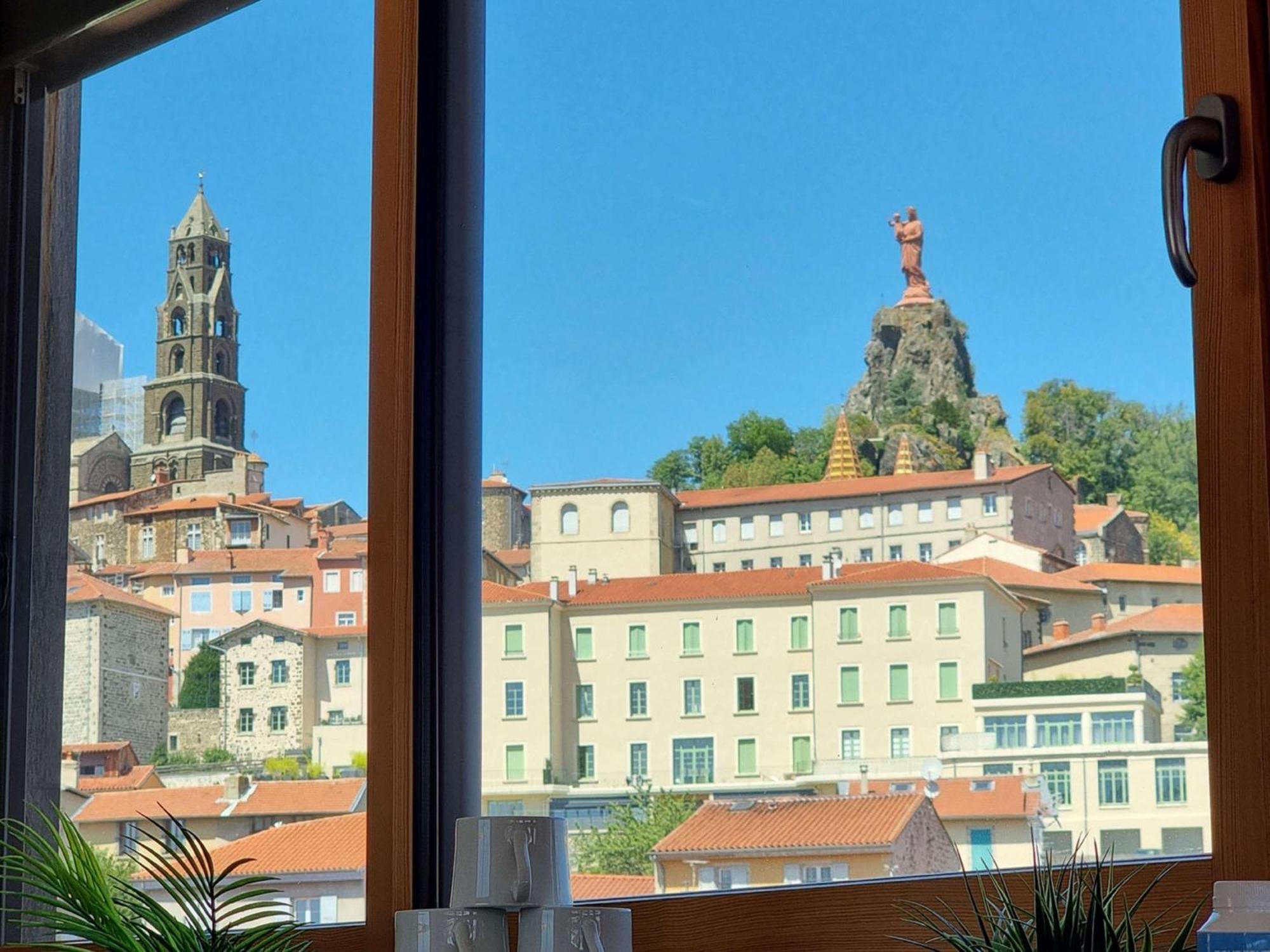 Ibis Styles Le Puy En Velay Hotel Kültér fotó