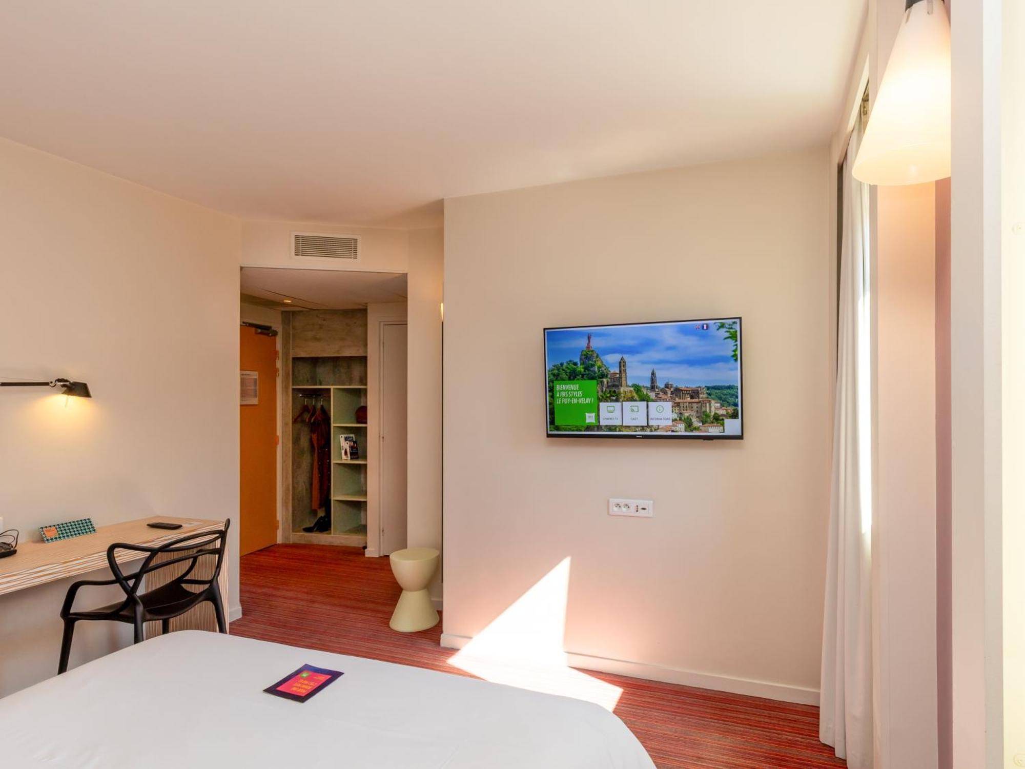 Ibis Styles Le Puy En Velay Hotel Kültér fotó