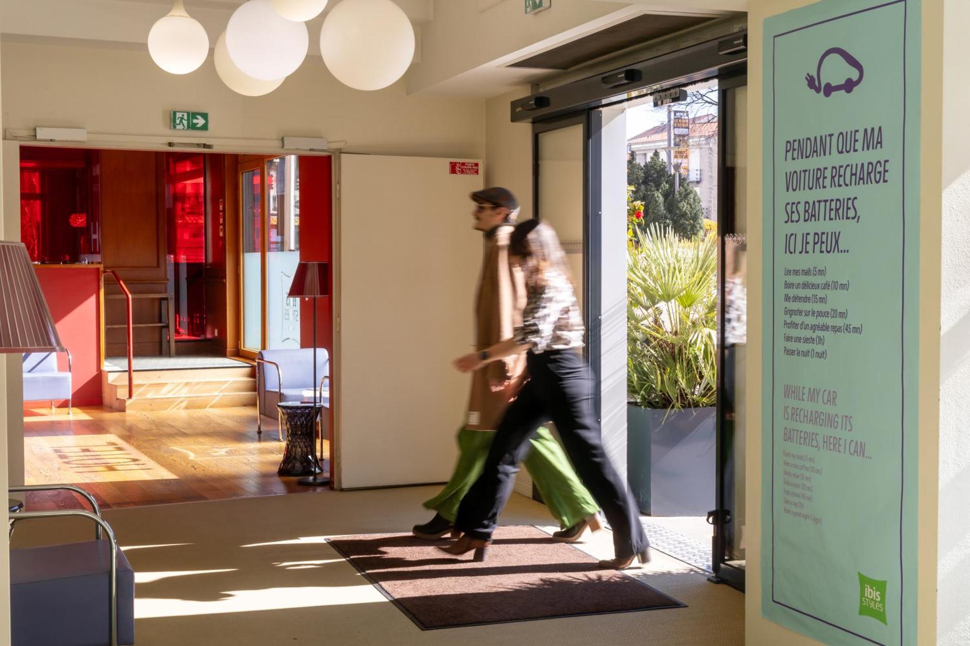 Ibis Styles Le Puy En Velay Hotel Kültér fotó